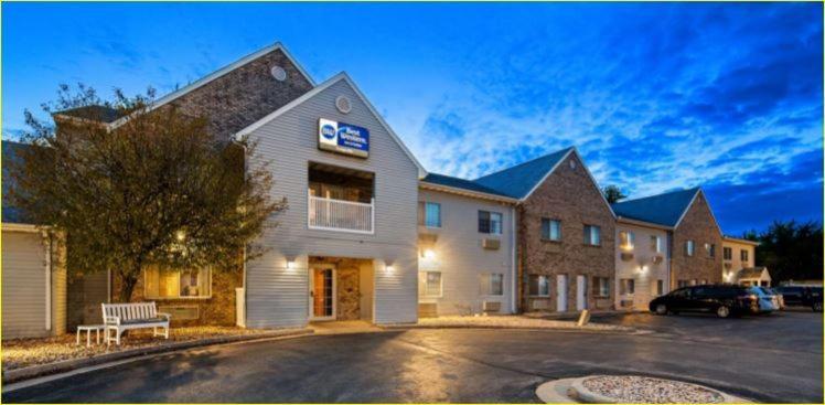 Best Western Dodgeville Inn & Suites Extérieur photo